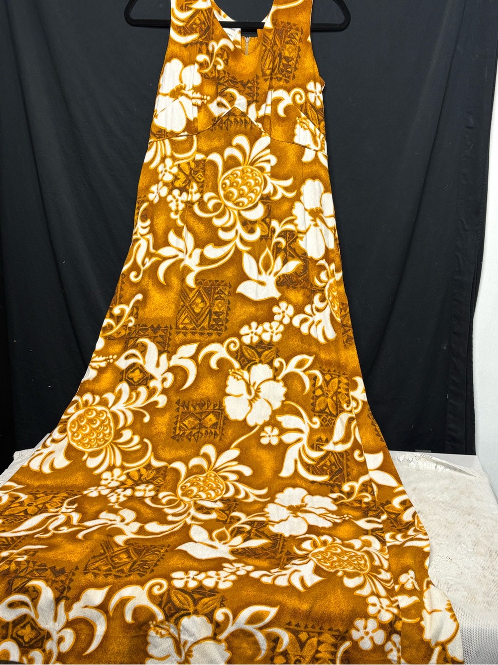 Vtg 70s Royal Hawaiian marigold orange Barkcloth Tiki Maxi Dress 12 Muumuu